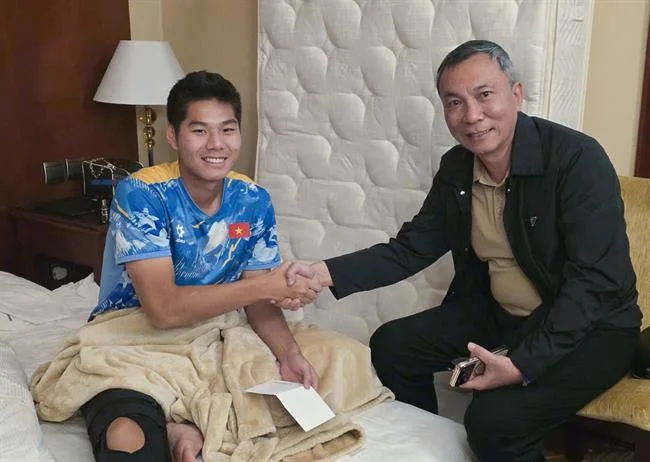 Bàn Sic Bo trực tuyến với xúc xắc