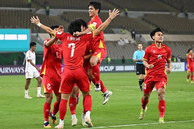 Gà chiến ở cửa Wala